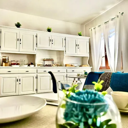 Alojamento de Acomodação e Pequeno-almoço I Nidi Di Dommos - Nel Centro Storico Di 3*