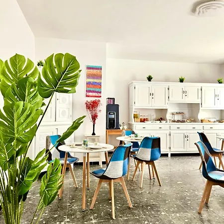 Alojamento de Acomodação e Pequeno-almoço I Nidi Di Dommos - Nel Centro Storico Di Orosei